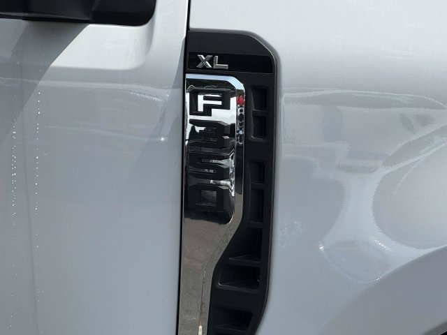 New 2026 Ford F350 XL w/ XL Chrome Package AWD/4WD image 2