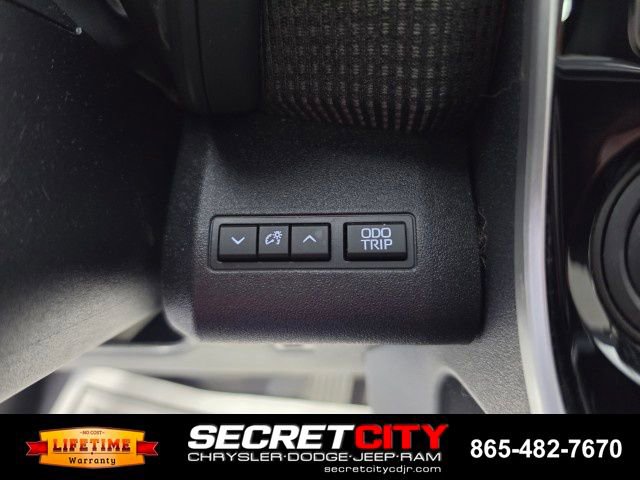 Used 2024 Toyota bZ4X XLE w/ Weather Package AWD/4WD image 21