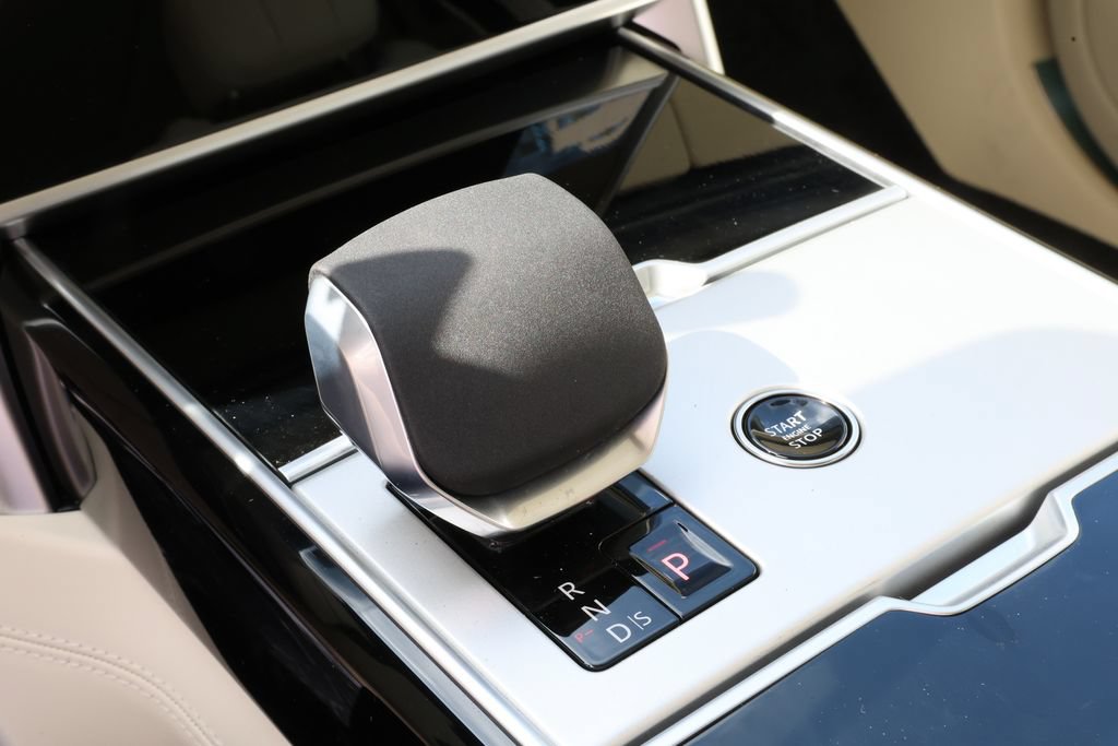 New 2026 Land Rover Range Rover SE AWD/4WD image 24