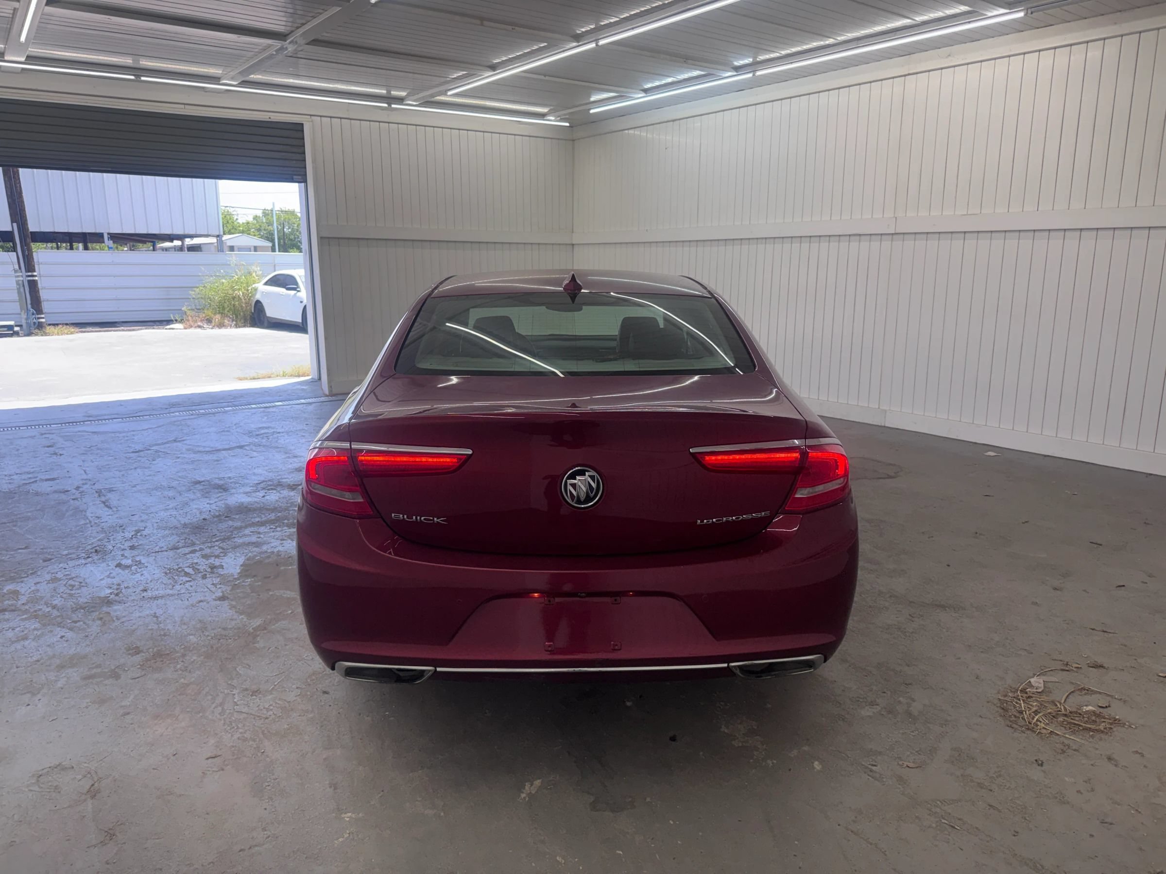 Used 2018 Buick LaCrosse Essence FWD image 6