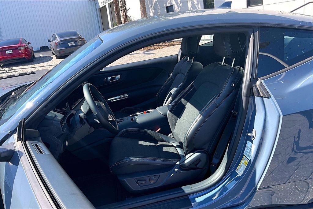 Used 2024 Ford Mustang Coupe RWD image 20