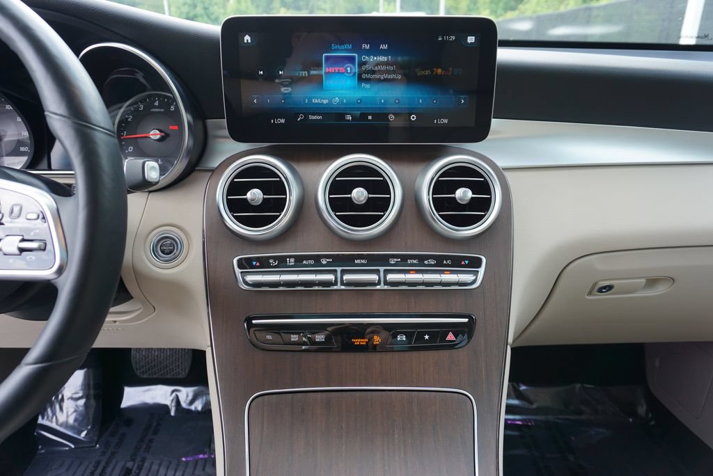 Certified 2020 Mercedes-Benz GLC 300 4MATIC image 31