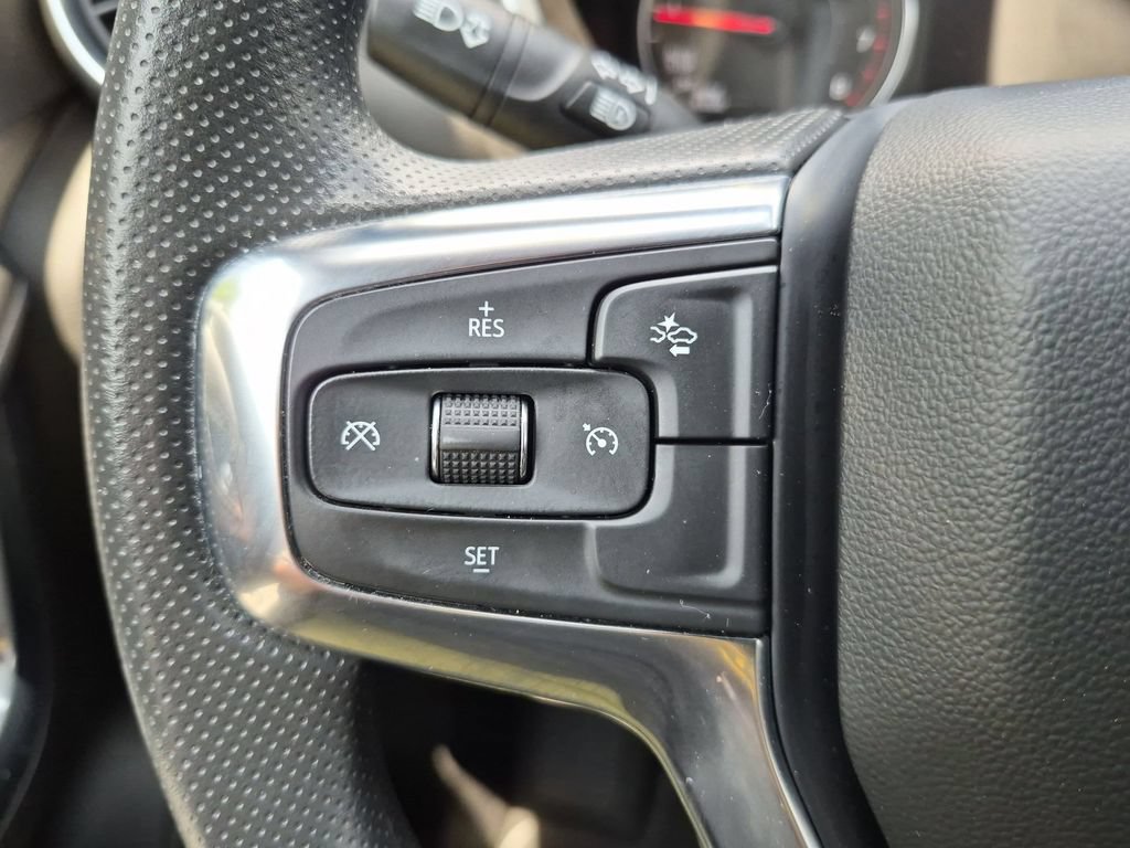 Used 2025 Chevrolet Blazer LT AWD/4WD image 20