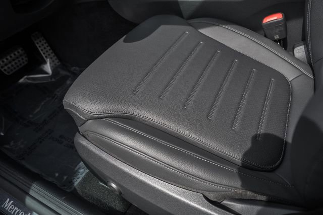 New 2026 Mercedes-Benz C 300 4MATIC Sedan image 33