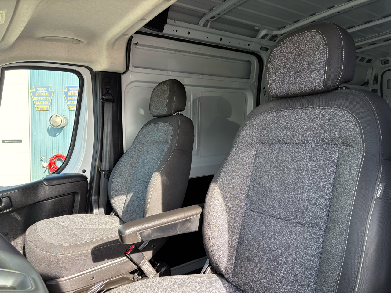 Used 2024 RAM ProMaster 2500 image 12