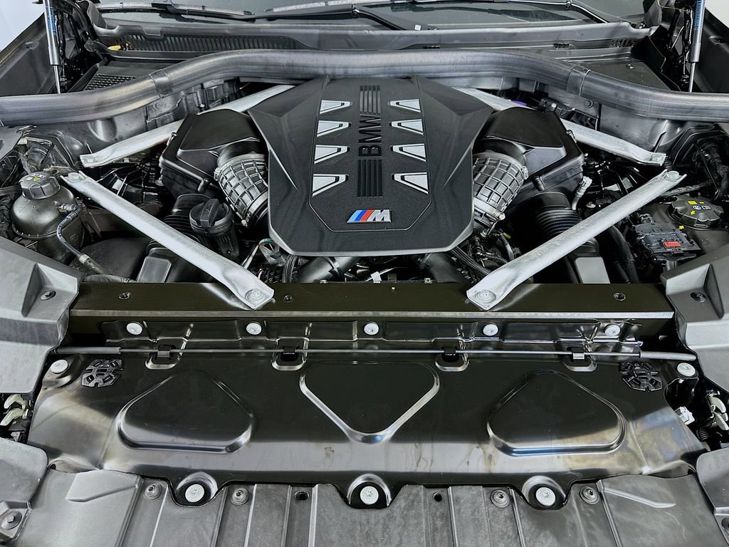Used 2025 BMW X5 M60i image 37