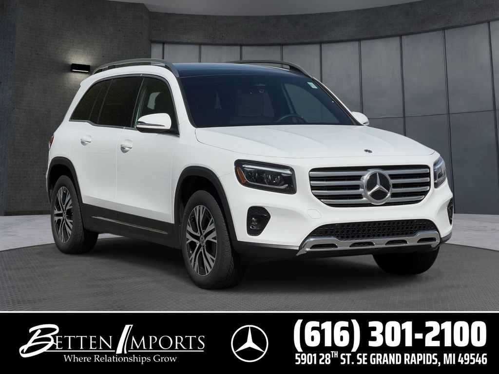 New 2026 Mercedes-Benz GLB 250 4MATIC image 1