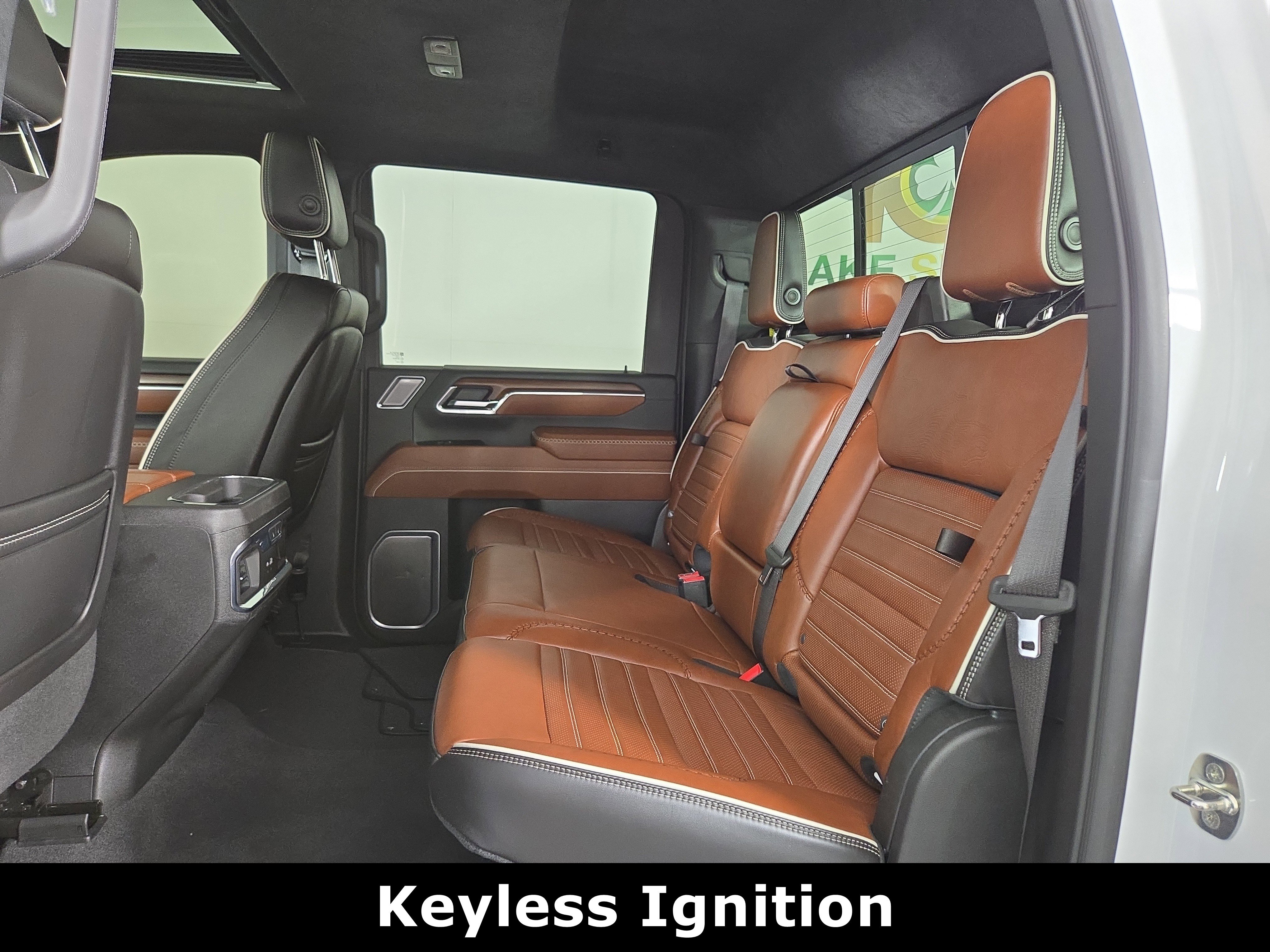 Used 2024 GMC Sierra 2500 Denali Ultimate image 13