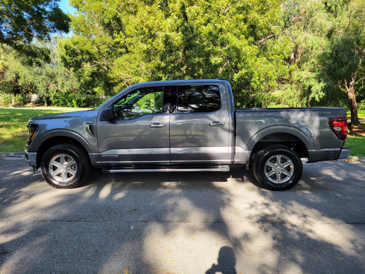 Used 2024 Ford F150 XLT w/ Mobile Office Package AWD/4WD image 6