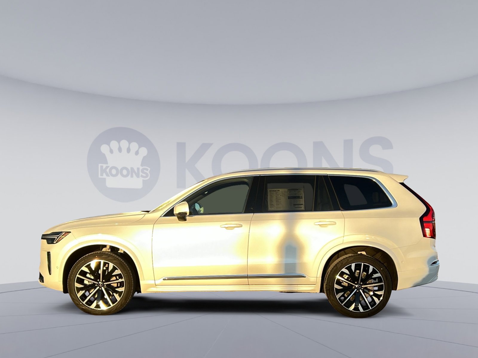New 2026 Volvo XC90 B6 Plus w/ Protection Package Premier image 2