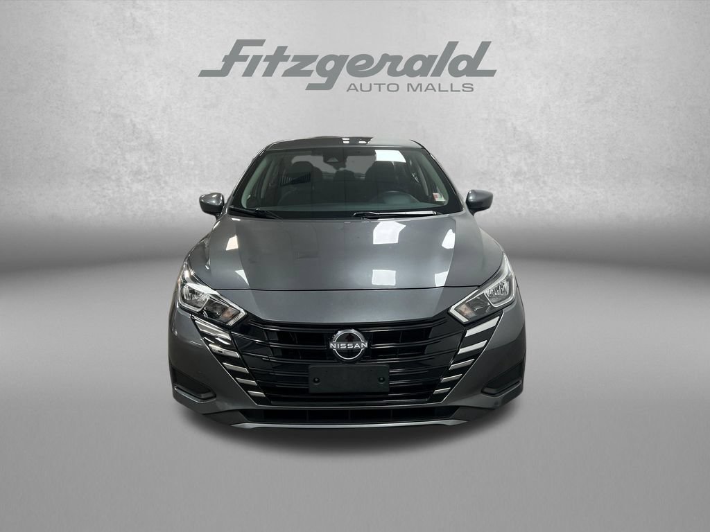 Used 2024 Nissan Versa SV FWD image 11