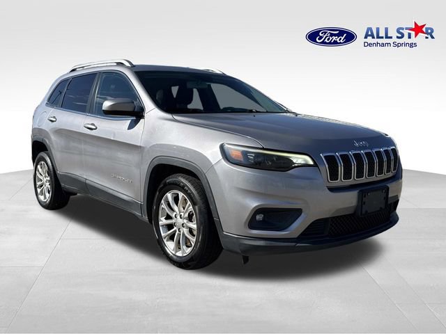 Used 2019 Jeep Cherokee Latitude w/ Popular Appearance Group