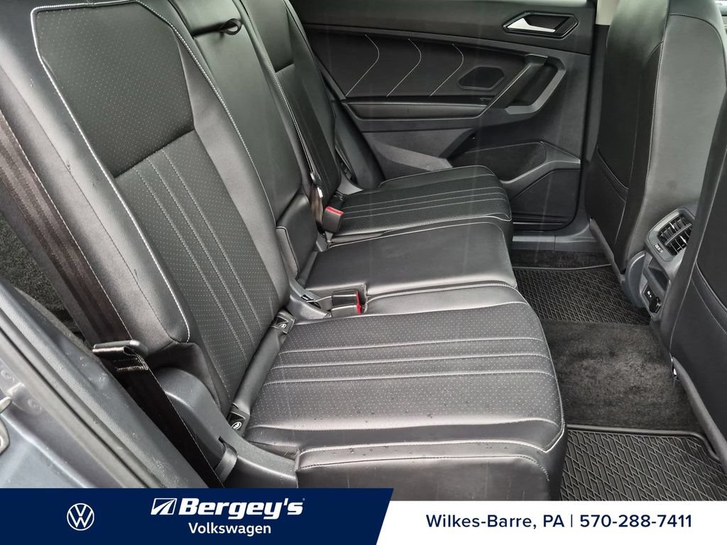 Certified 2024 Volkswagen Tiguan SE AWD/4WD image 27