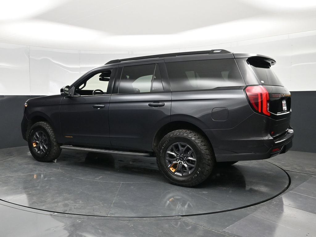 Used 2025 Ford Expedition Tremor AWD/4WD image 9