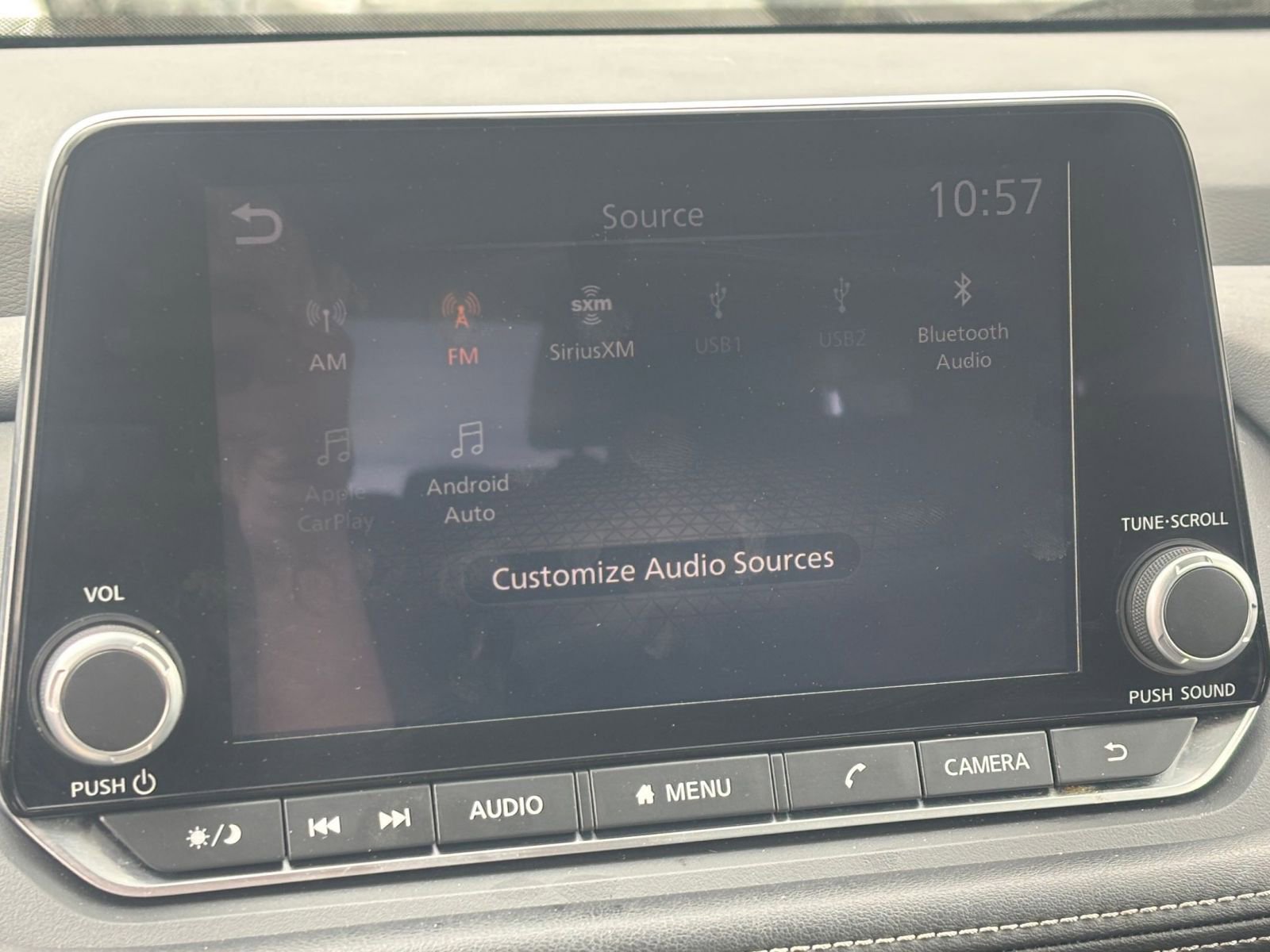 Used 2025 Nissan Rogue SV image 20