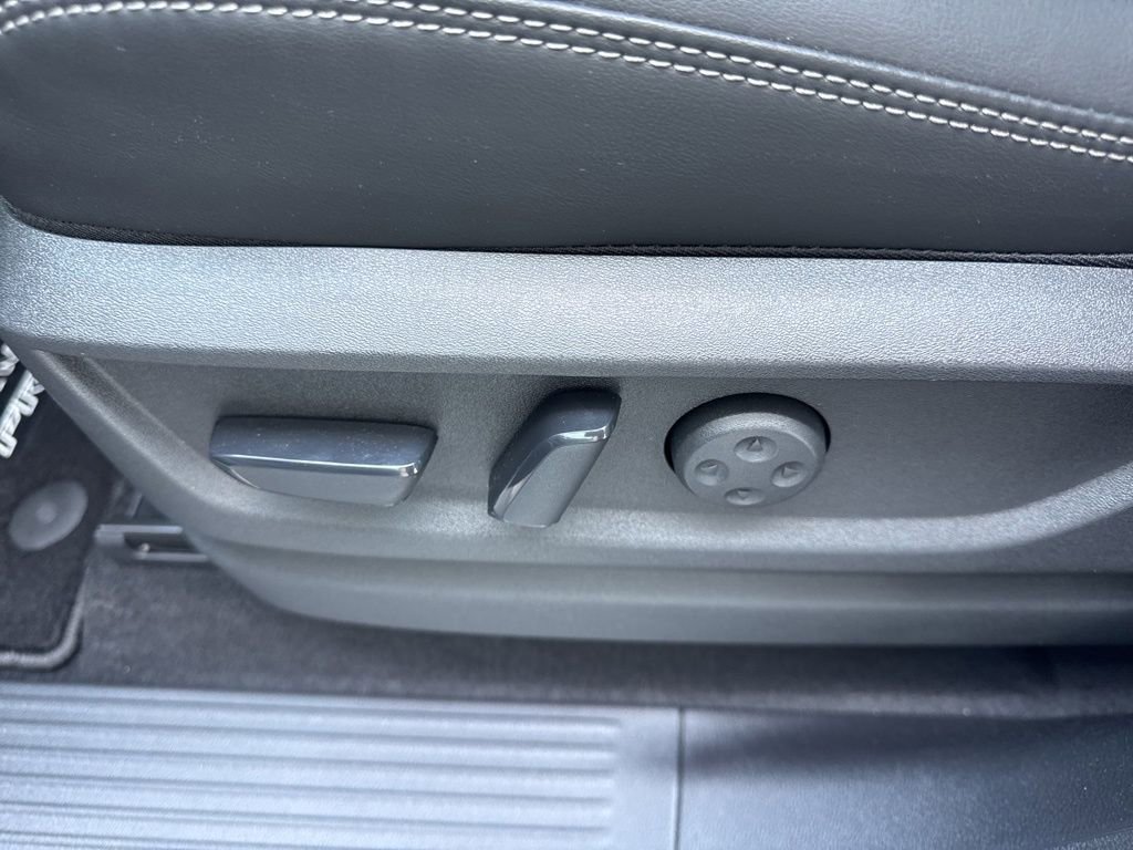 New 2026 Nissan Armada PRO-4X image 30