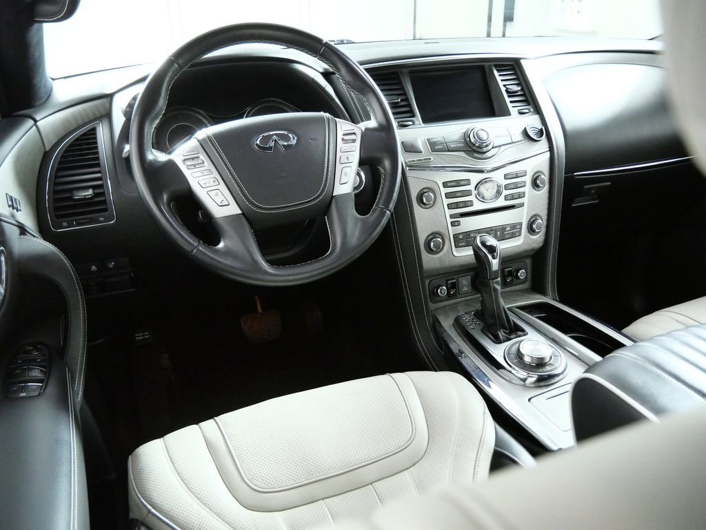 Used 2019 INFINITI QX80 Limited w/ All-Season Package AWD/4WD image 4
