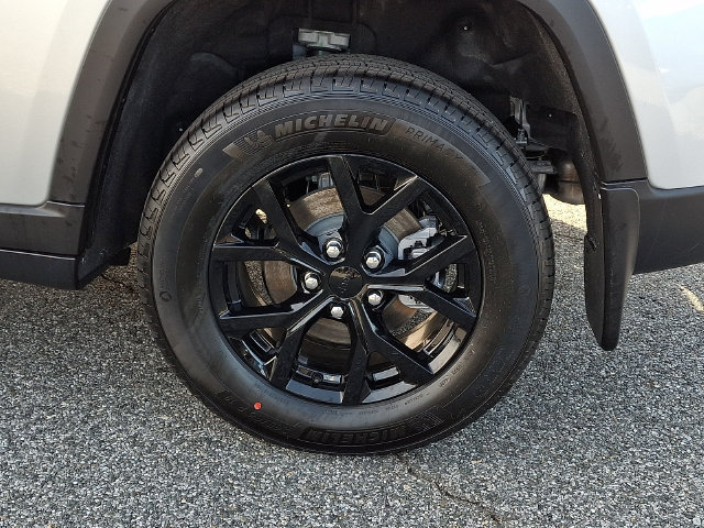 New 2026 Jeep Grand Cherokee Altitude AWD/4WD image 5
