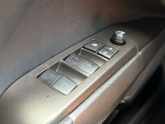 Used 2022 Toyota Camry LE FWD image 23