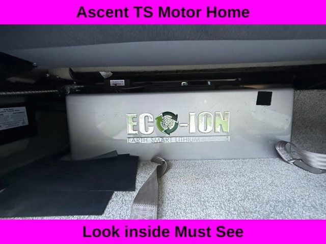 Used 2016 Mercedes-Benz Sprinter 2500 image 9