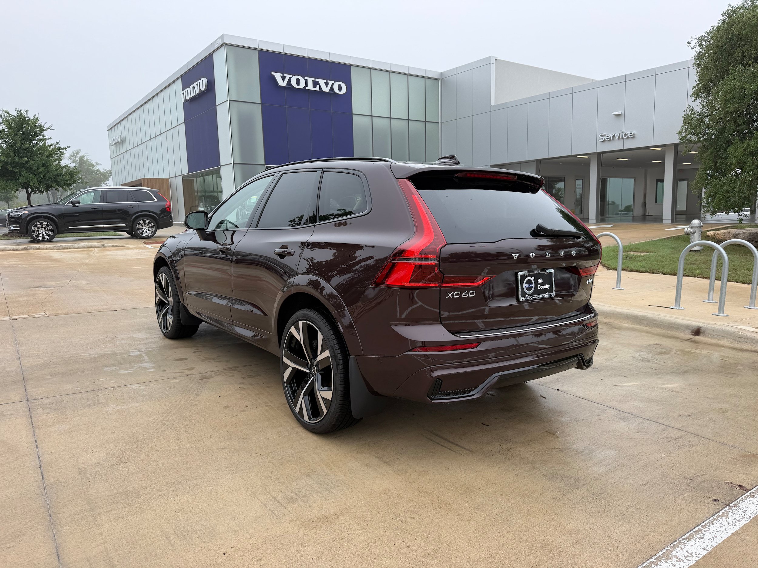 Used 2026 Volvo XC60 T8 Ultra w/ Protection Package Premier AWD/4WD image 4