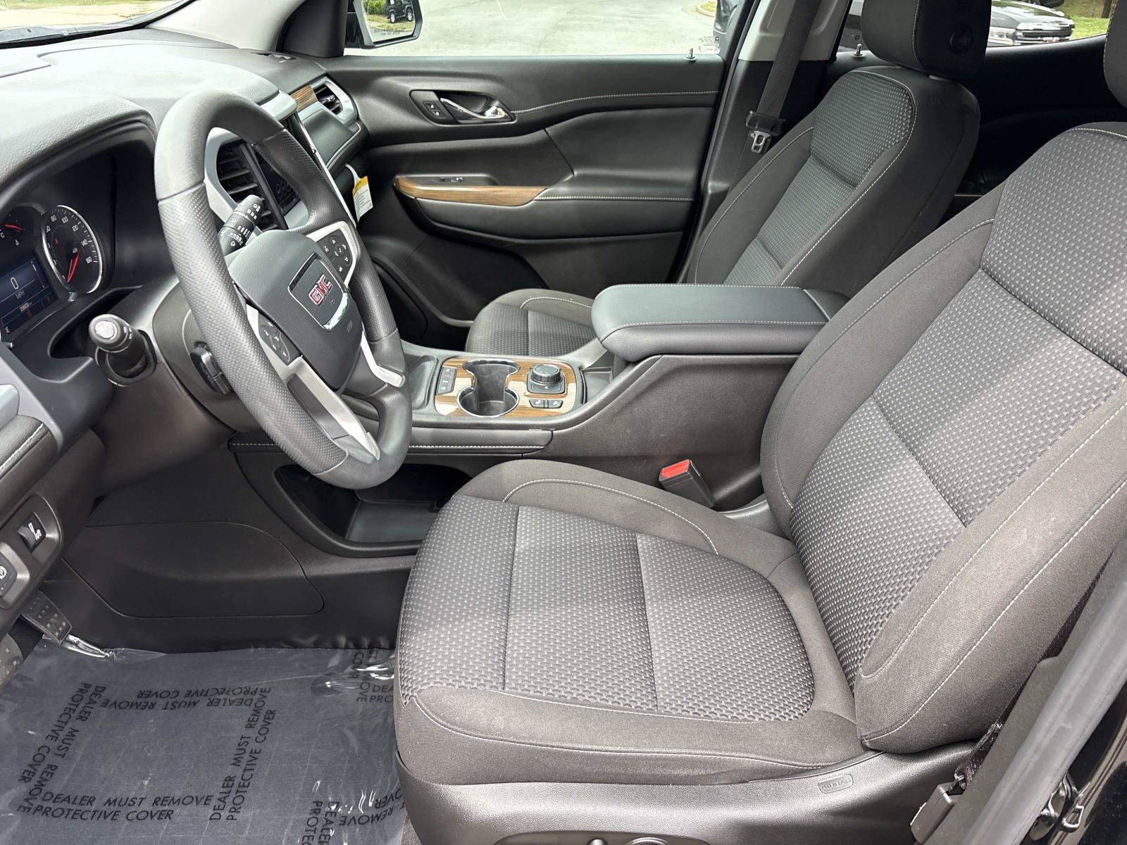 Used 2023 GMC Acadia SLE w/ Driver Convenience Package FWD image 15