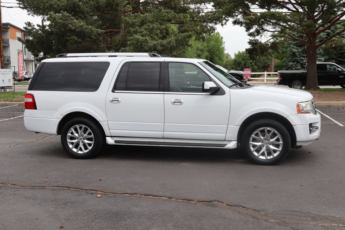 Used 2017 Ford Expedition EL Limited AWD/4WD image 3