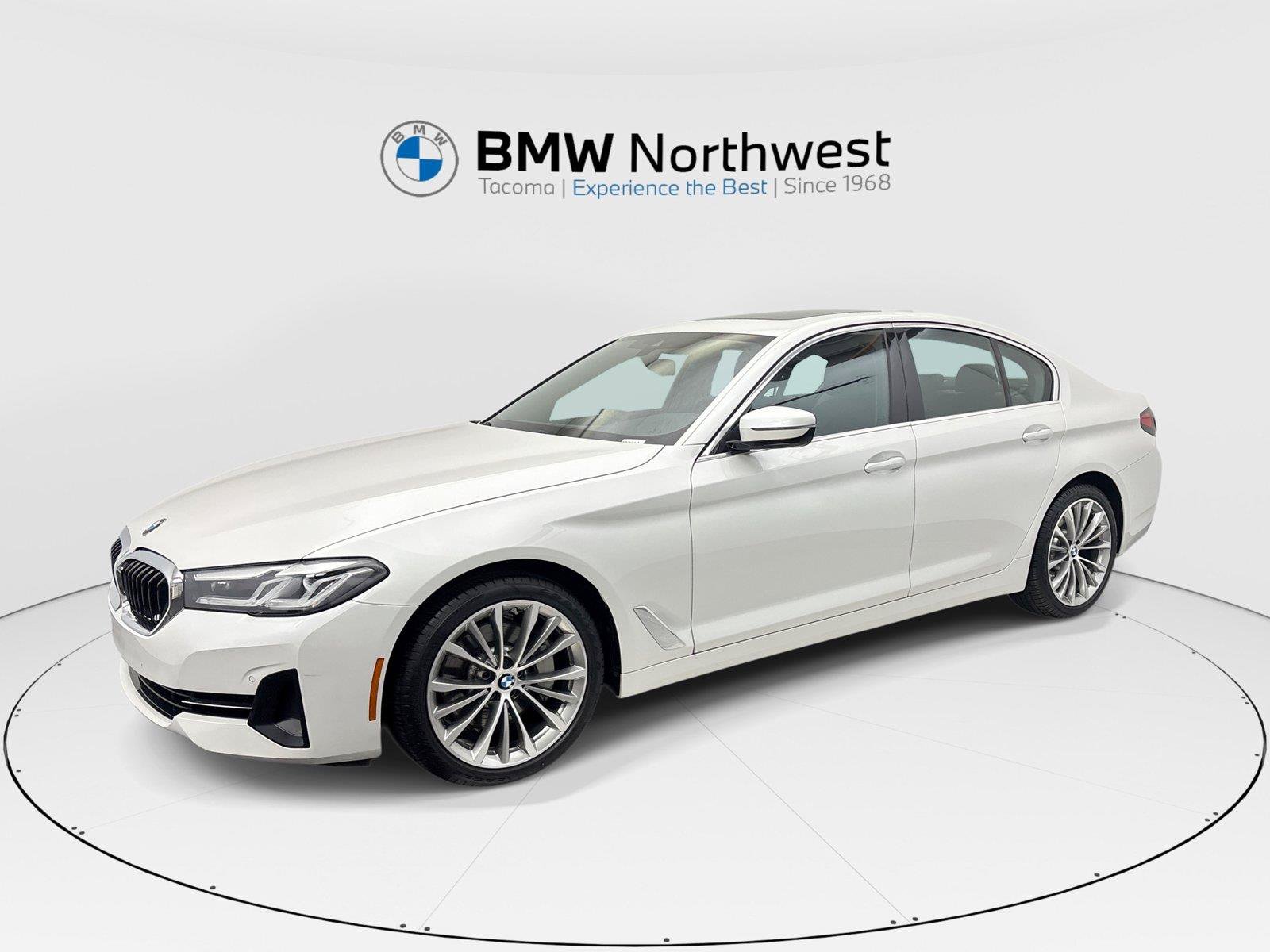 Used 2023 BMW 530i xDrive w/ Convenience Package AWD/4WD image 1