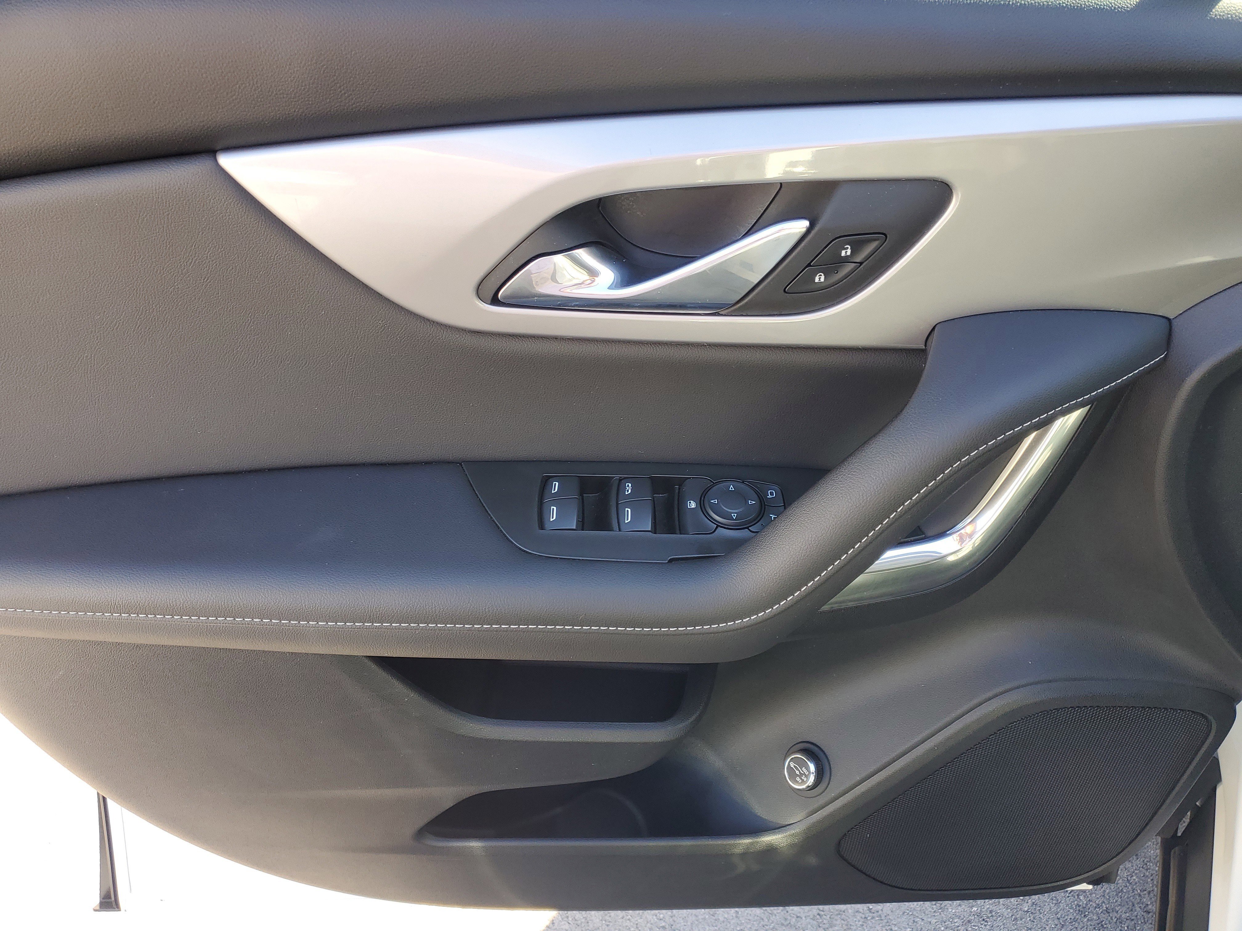 Used 2023 Chevrolet Blazer LT image 18