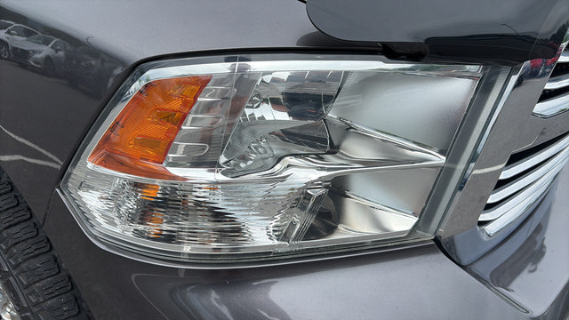 Used 2019 RAM 1500 Big Horn AWD/4WD image 9