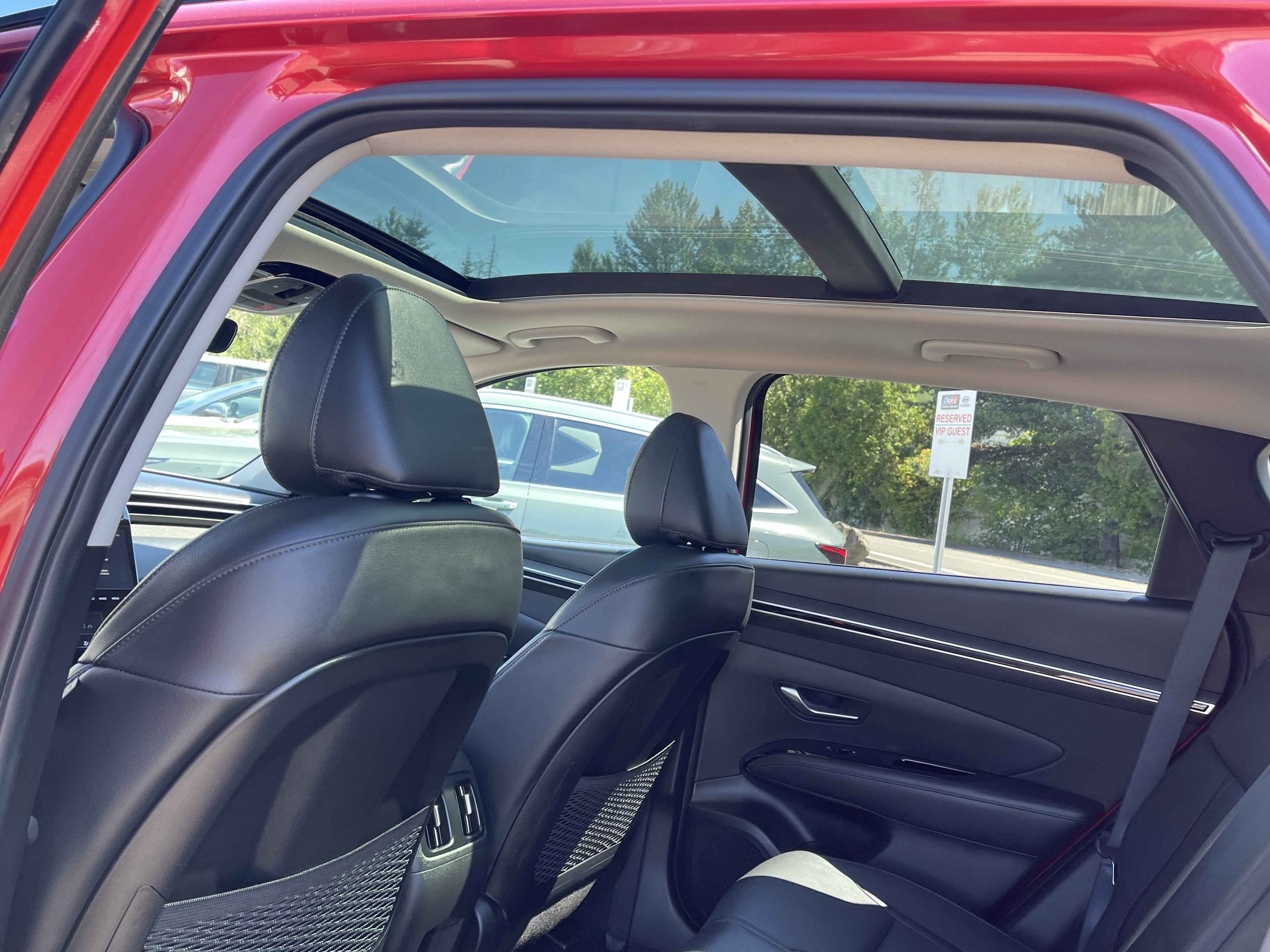 Certified 2023 Hyundai Tucson Limited AWD/4WD image 16