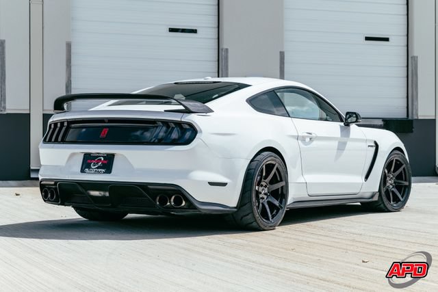 Used 2017 Ford Mustang Shelby GT350R w/ GT350R Equipment Group 920A RWD image 53