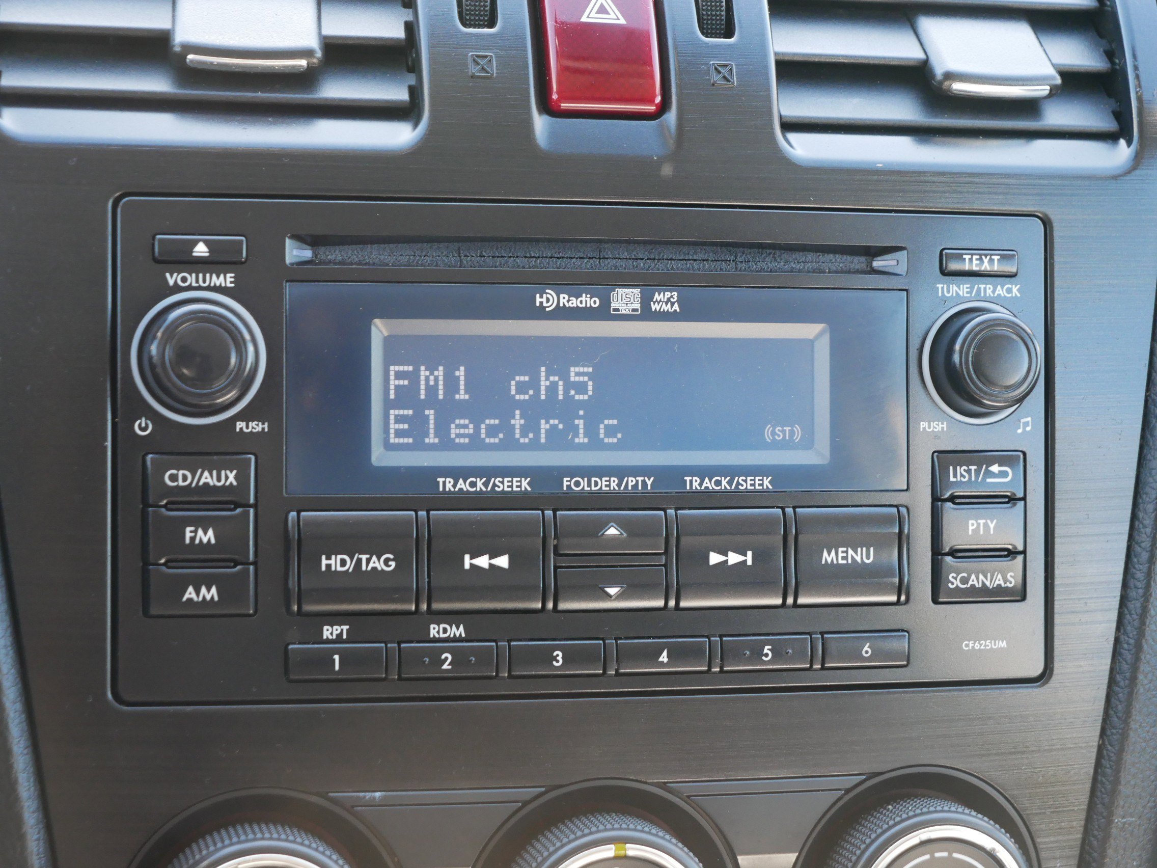 Used 2015 Subaru Forester 2.5i Premium w/ All-Weather Package image 22