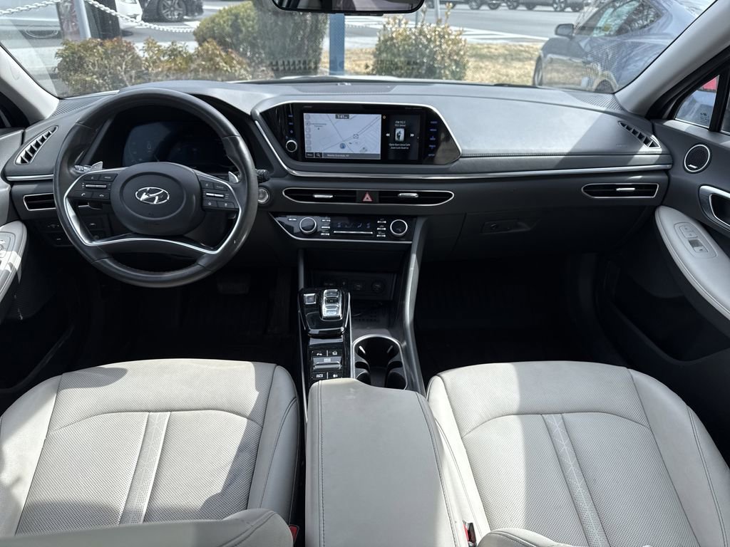 Used 2023 Hyundai Sonata Limited w/ Cargo Package image 10