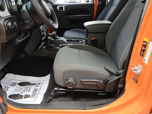 New 2025 Jeep Gladiator Sport image 35