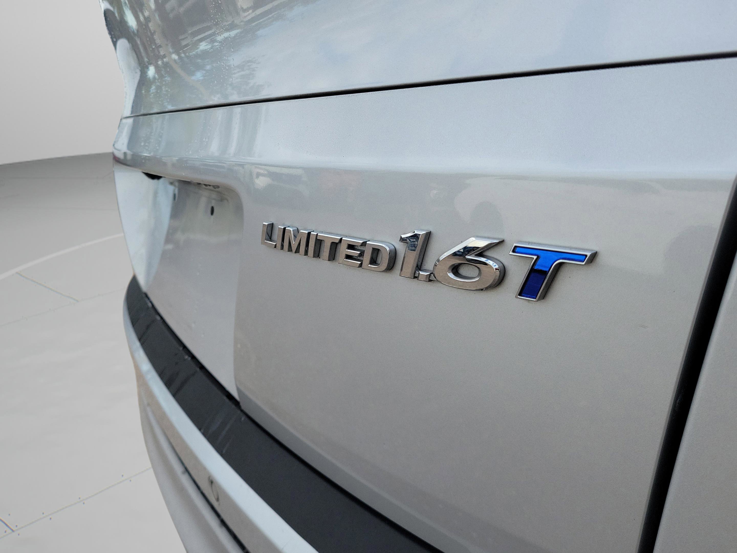 Used 2017 Hyundai Tucson Limited w/ Limited Ultimate Package 03 image 8