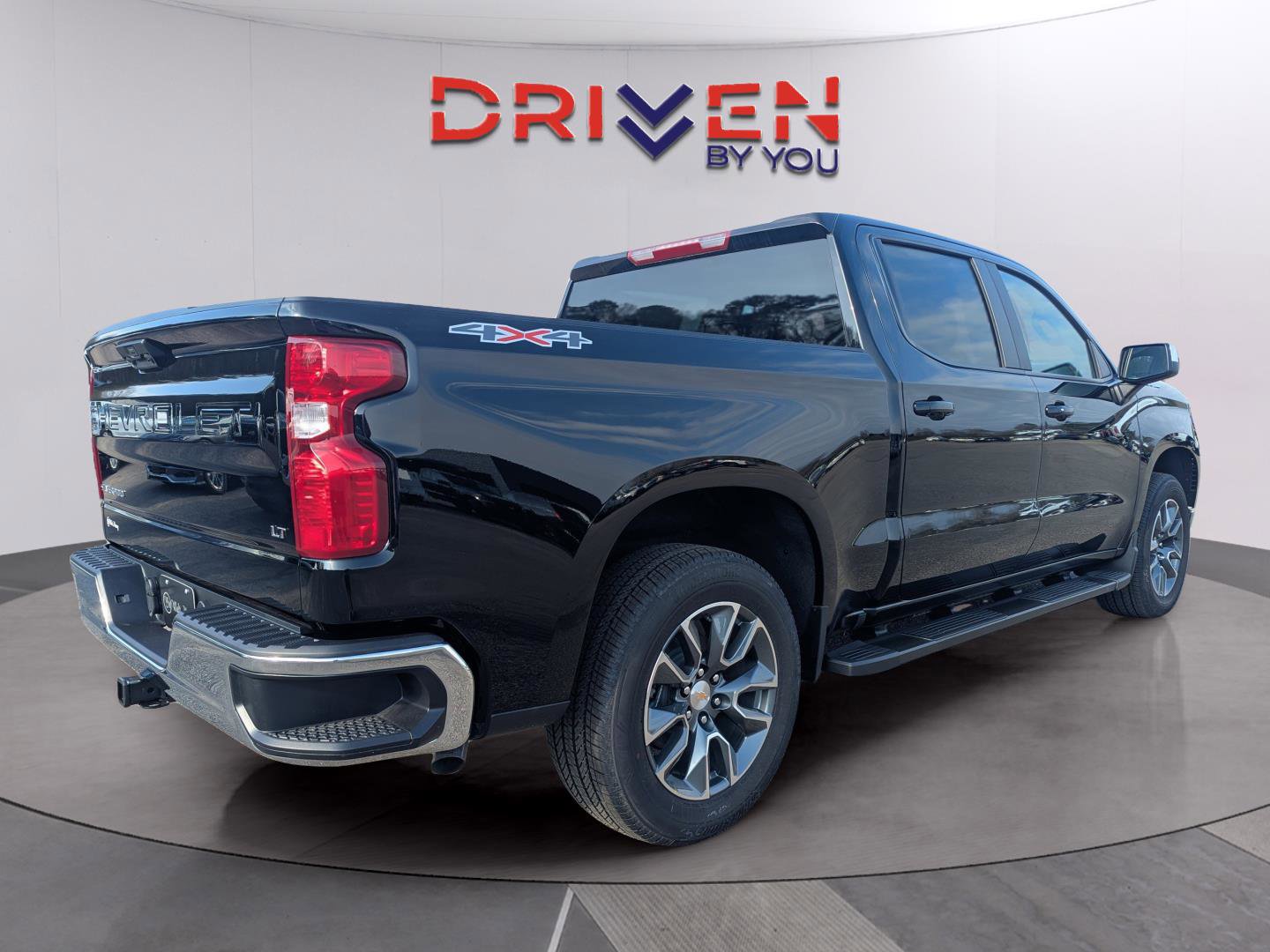New 2026 Chevrolet Silverado 1500 LT w/ Protection Package AWD/4WD image 7
