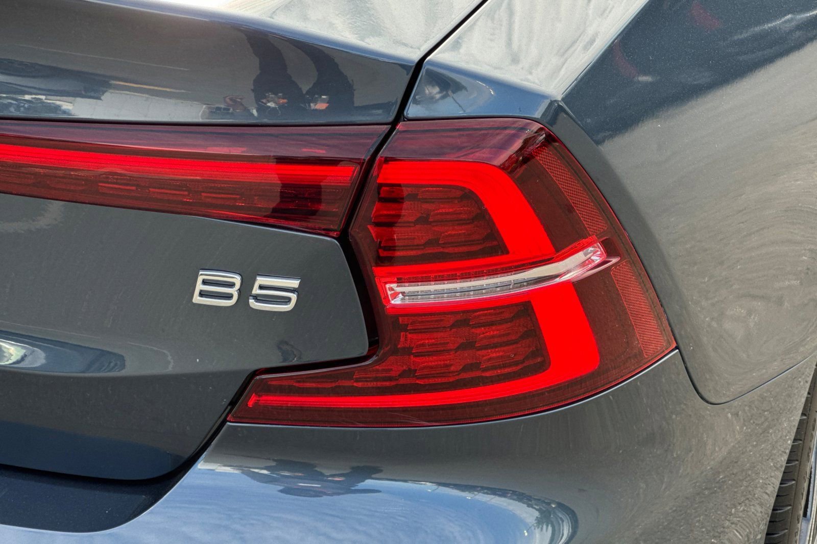 Certified 2023 Volvo S60 B5 Core w/ Climate Package FWD image 13
