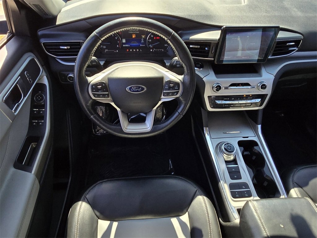 Used 2022 Ford Explorer XLT w/ Equipment Group 202A image 14