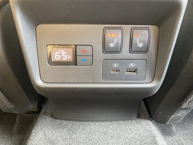 Used 2023 Nissan Rogue Platinum w/ Platinum Premium Package image 41