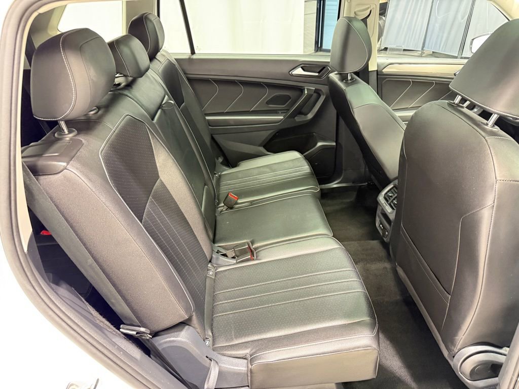 Used 2024 Volkswagen Tiguan SE image 27