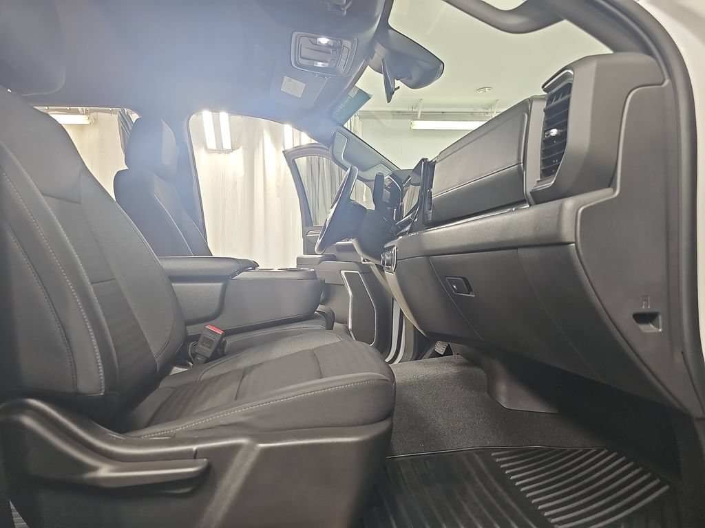 Certified 2024 Chevrolet Silverado 1500 LT AWD/4WD image 13
