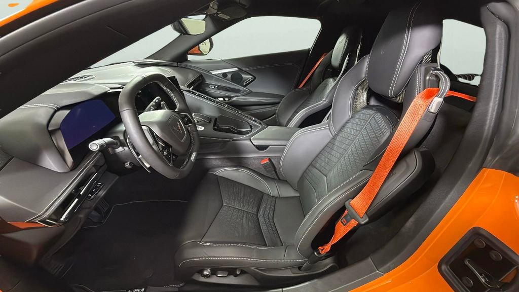 Used 2023 Chevrolet Corvette Z06 w/ Stealth Interior Trim Package RWD image 17
