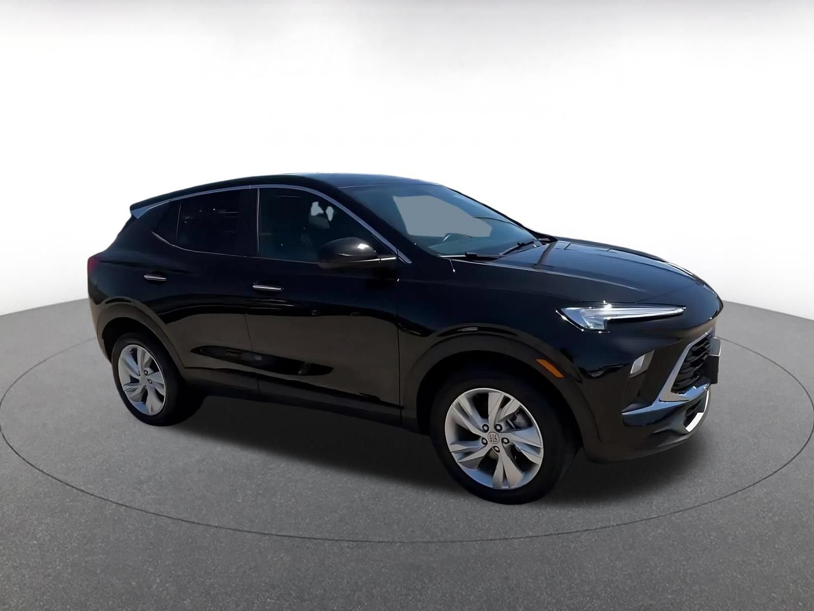 Used 2025 Buick Encore GX Preferred FWD image 2