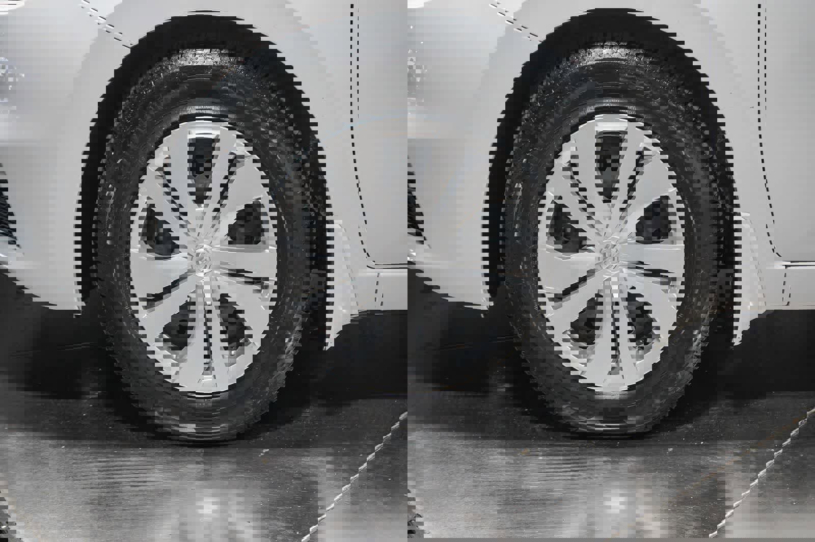 Used 2021 Nissan Versa S image 6