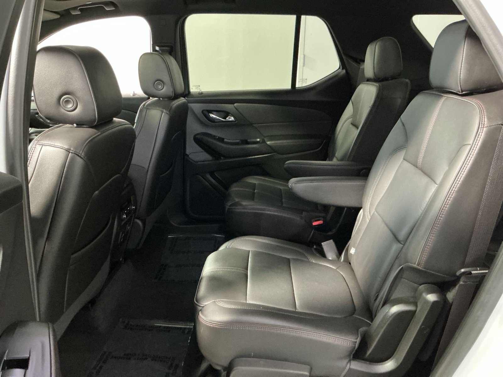 Used 2023 Chevrolet Traverse RS AWD/4WD image 25