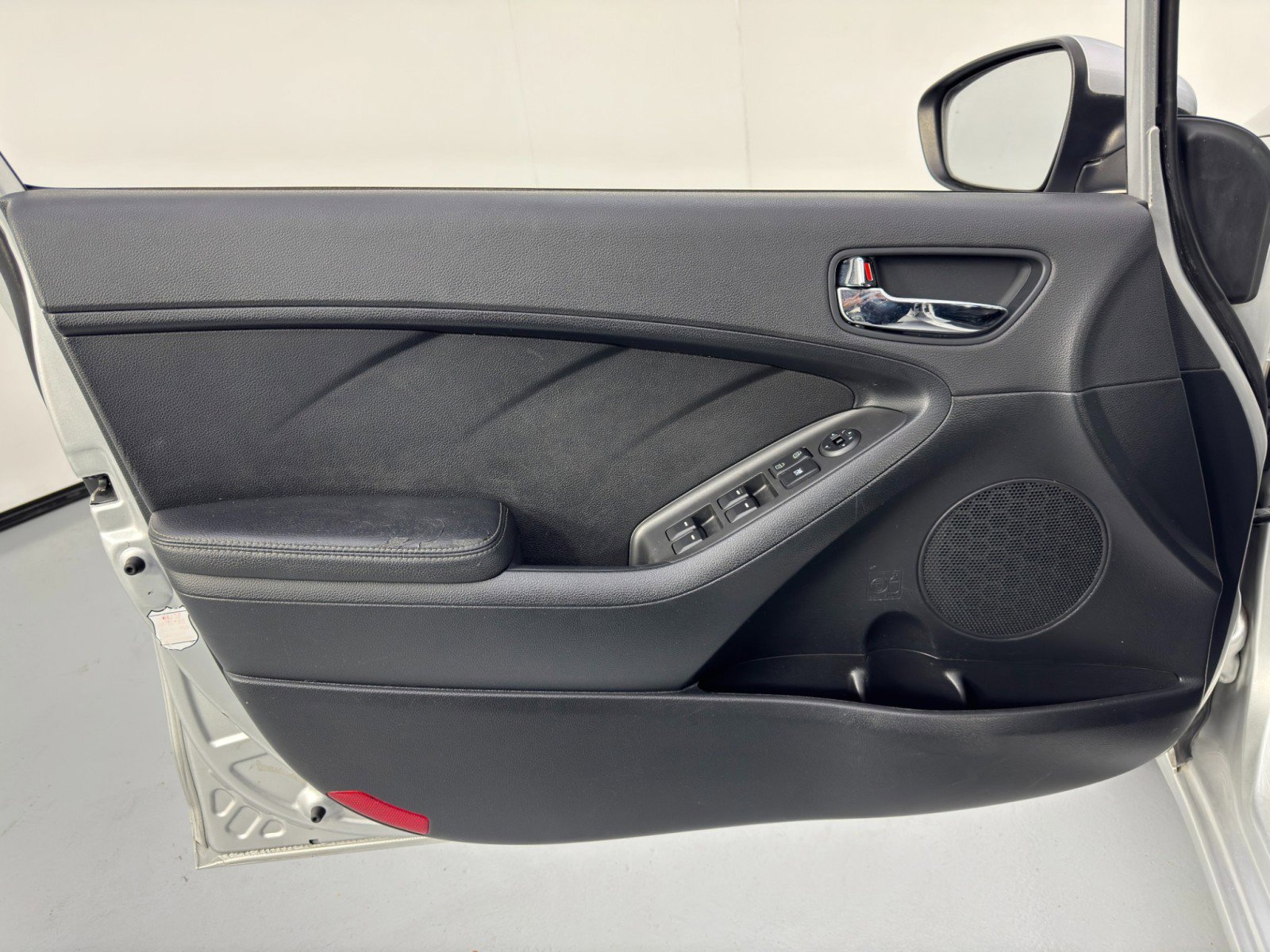 Used 2015 Kia Forte LX w/ Popular Package image 32