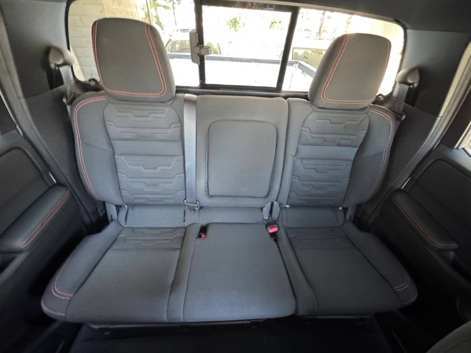 Used 2026 Nissan Frontier PRO-4X AWD/4WD image 38