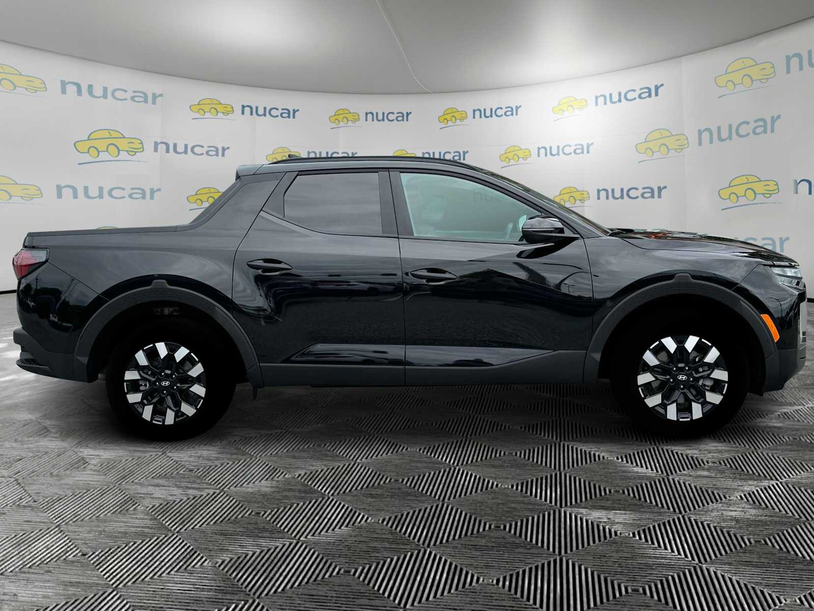 Certified 2025 Hyundai Santa Cruz SEL image 10