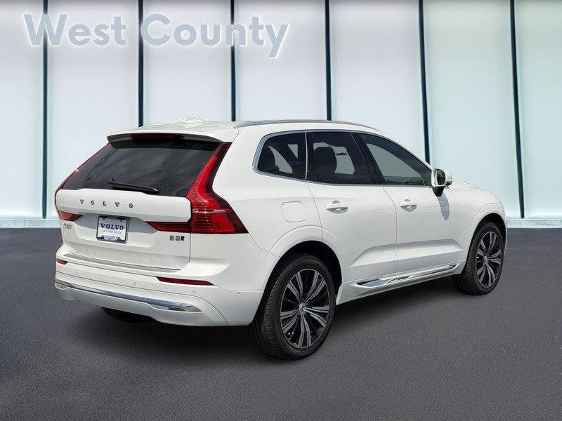 Used 2023 Volvo XC60 B5 Plus w/ Climate Package AWD/4WD image 4